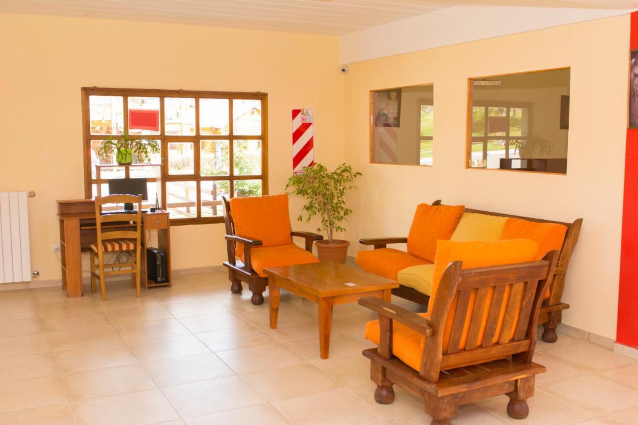 Hostel Pioneros Del Valle إل تشالتين المظهر الخارجي الصورة